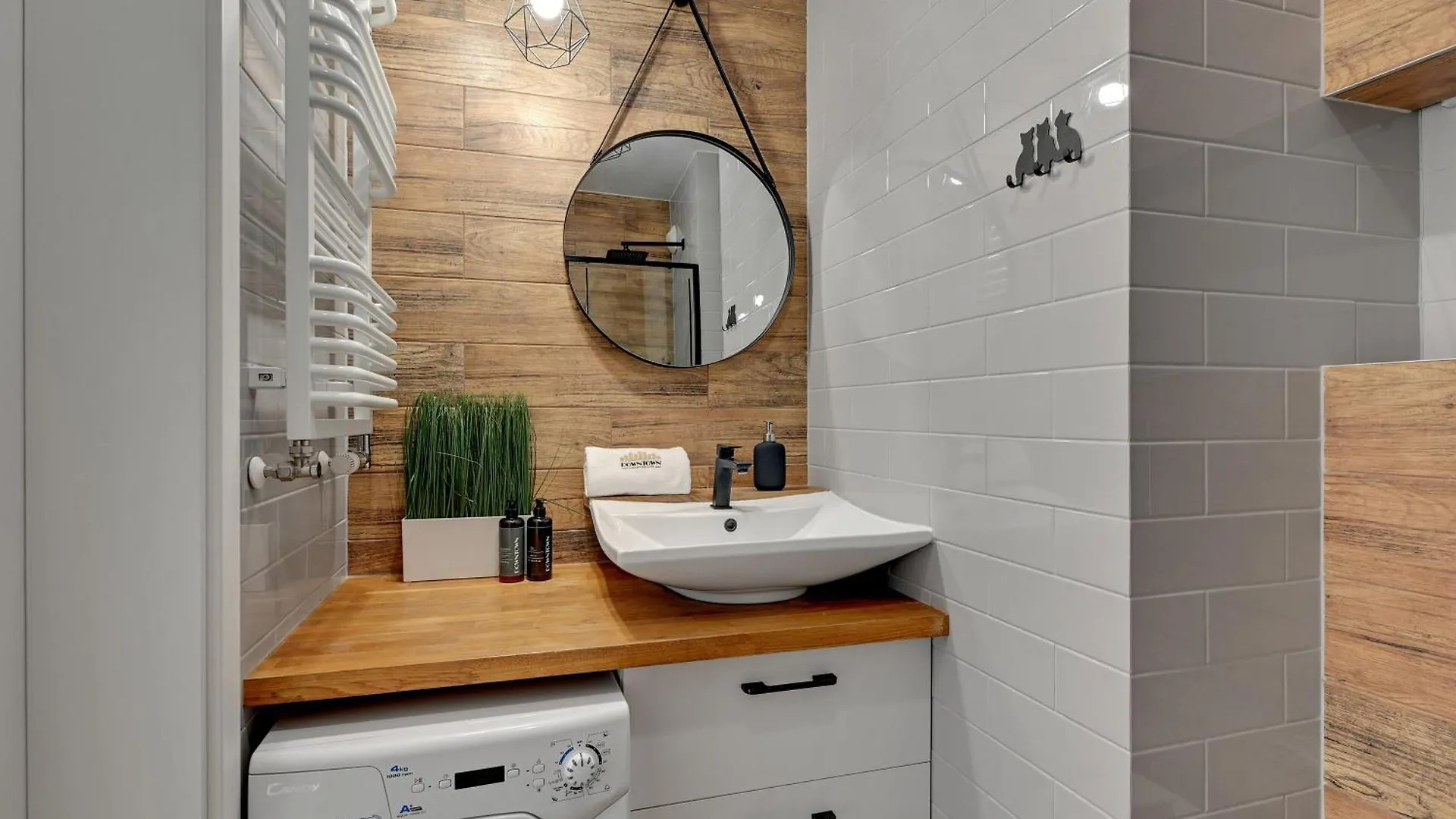 Waterlane Island - Riverview Pool, Spa & Gym By Downtown Apartments Gdańsk Polska