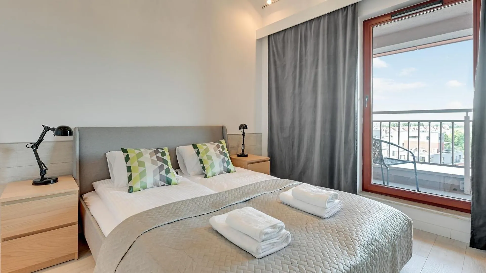 Waterlane Island - Riverview Pool, Spa & Gym By Downtown Apartments Gdaňsk 0*,  Polsko
